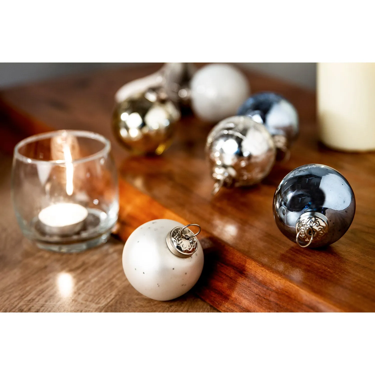 2.5'' Christmas Chic Round Ornaments, Set of 24,3otg346