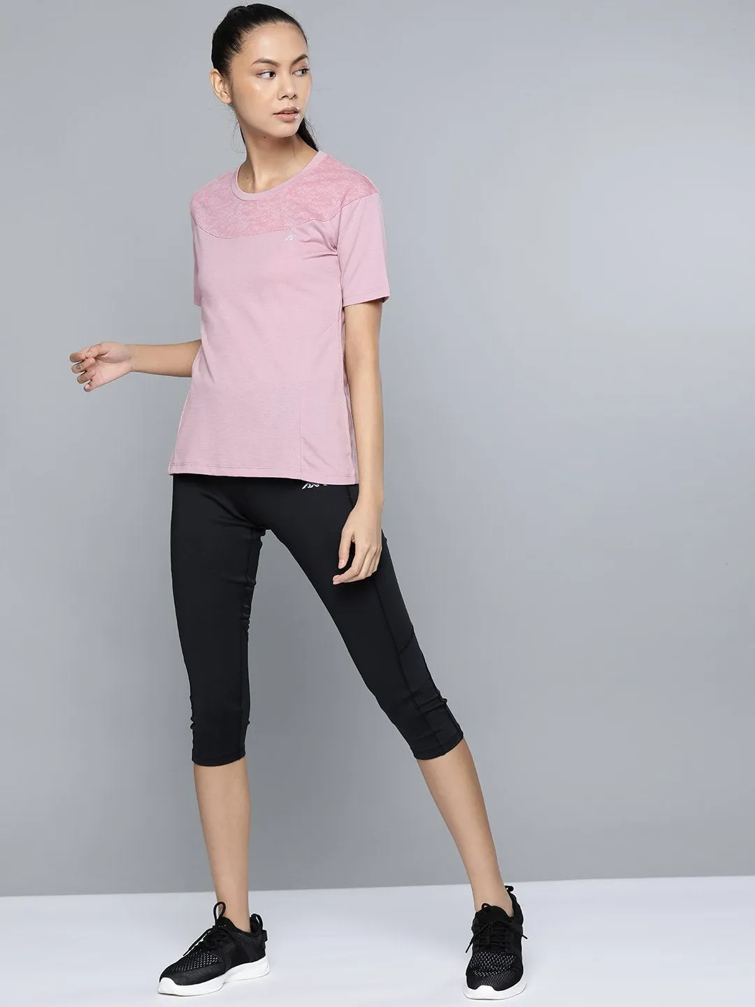 Alcis Women Pink Printed Slim Fit Round Neck T-shirt