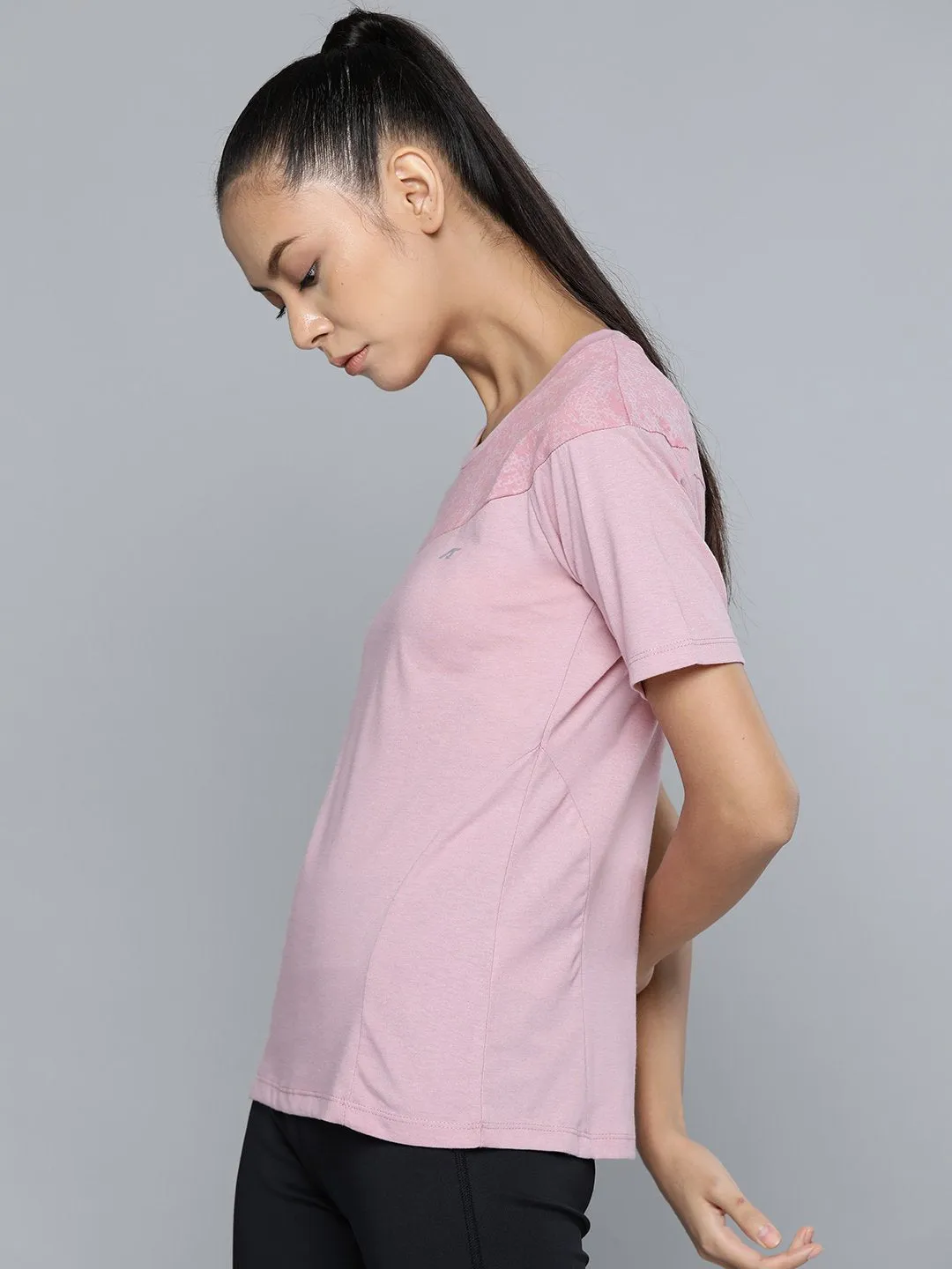 Alcis Women Pink Printed Slim Fit Round Neck T-shirt