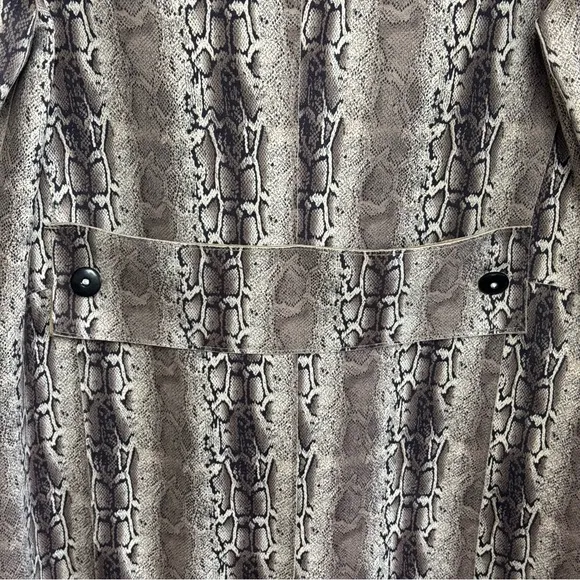 BLANK NYC Anthropologie Snake Charmer Faux Suede Snake Print Coat Sz LG MobWife