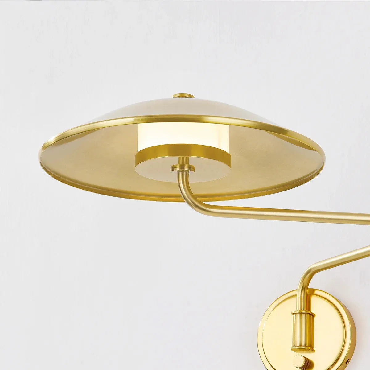 Brockville Sconce