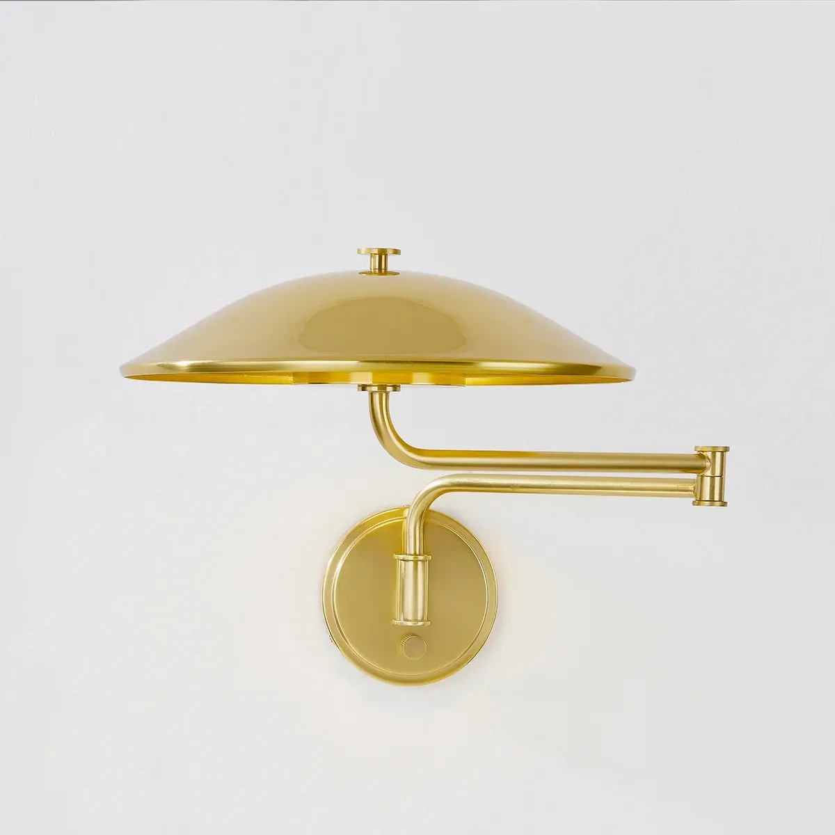 Brockville Sconce