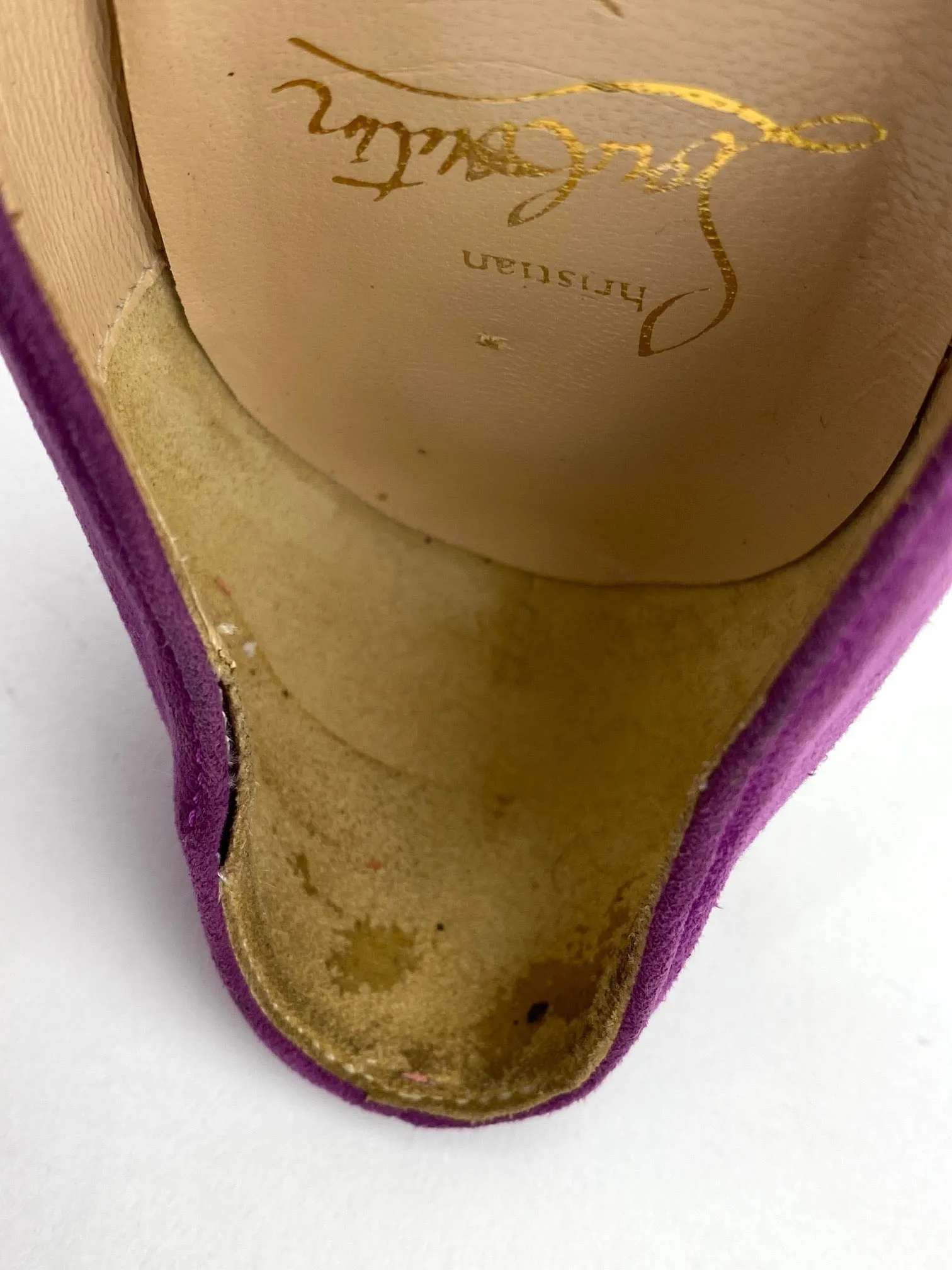 CHRISTIAN LOUBOUTIN Suede Purple Pumps Heels SZ 37 / Us 7