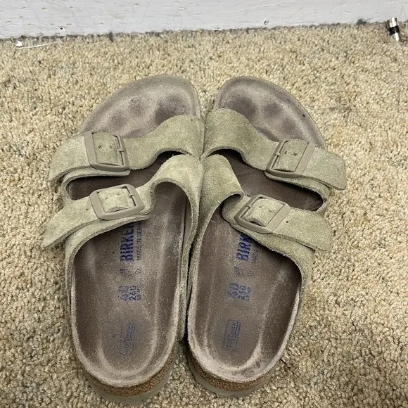 COPY - Birkenstock Arizona wide width Suede size 40