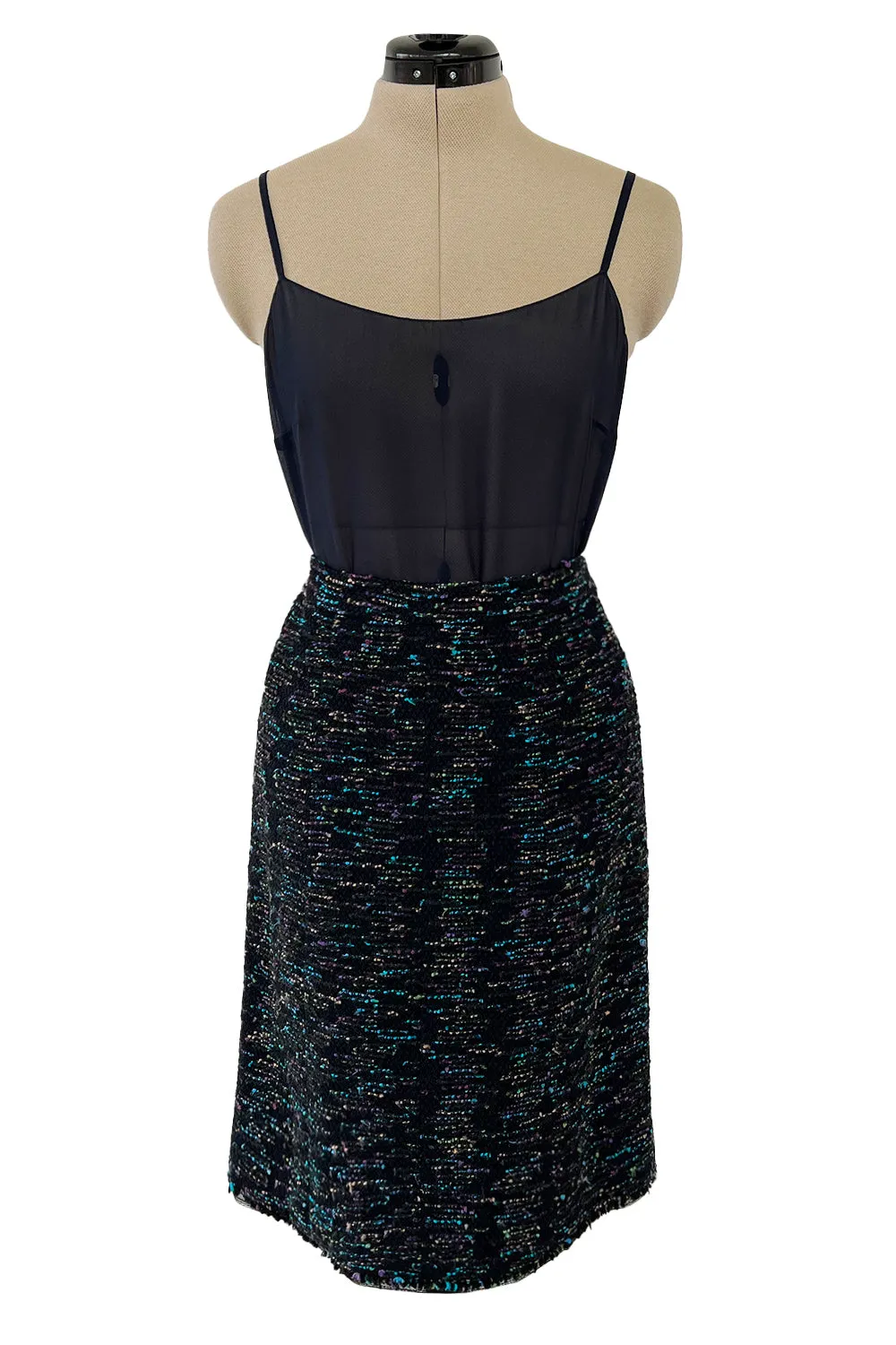 Gorgeous Fall 2000 Chanel by Karl Lagerfeld Haute Couture Ruffled Three Piece Boucle Runway Suit