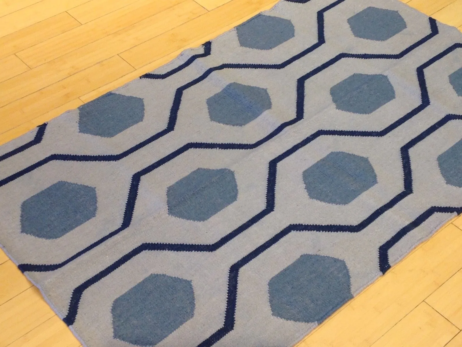 Hand-Woven Modern Dhurrie Reversible Kilim Handmade Wool Rug (Size 3.0 X 5.0) Brral-5184