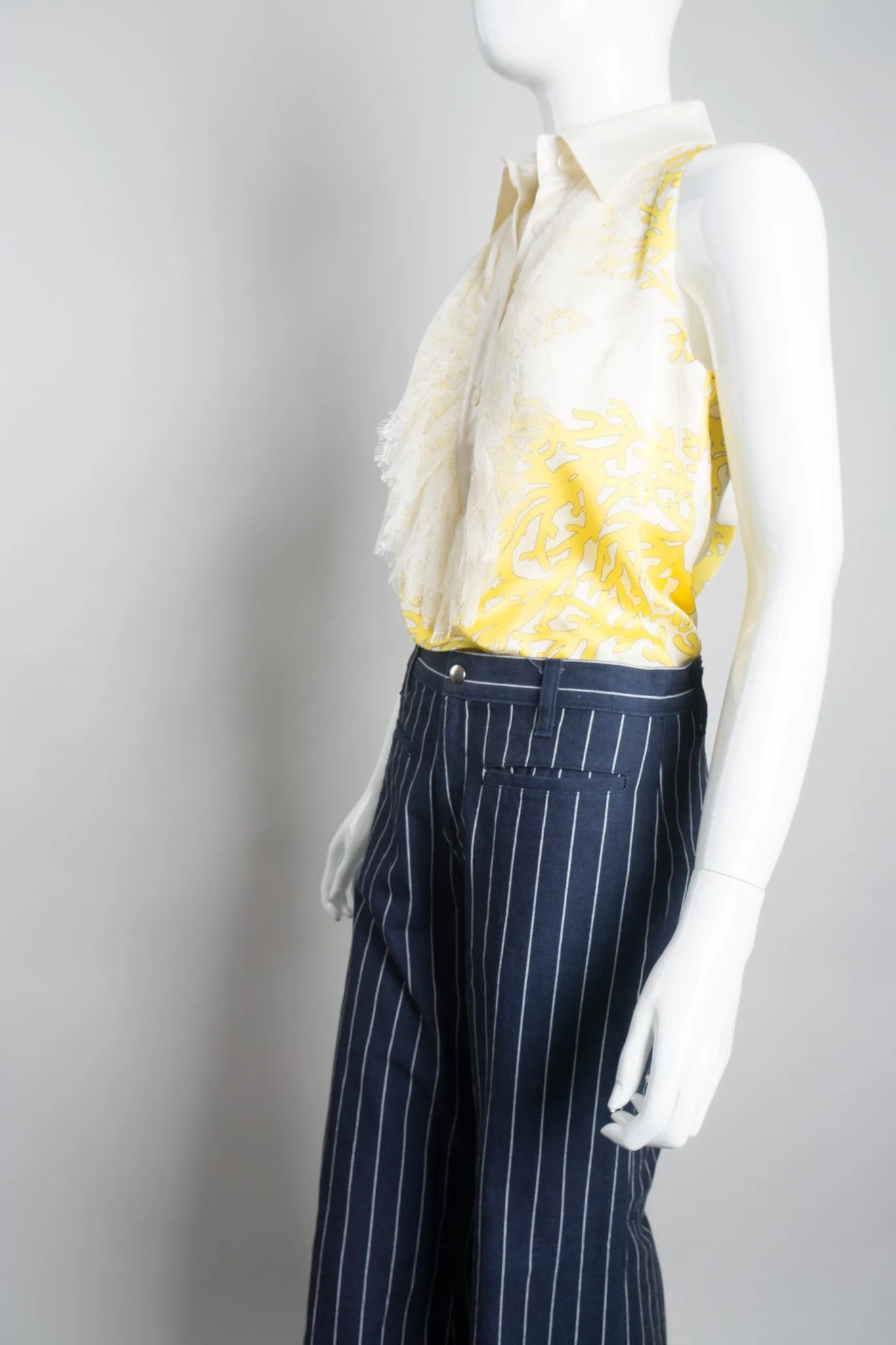 Lace Front Sleeveless Blouse