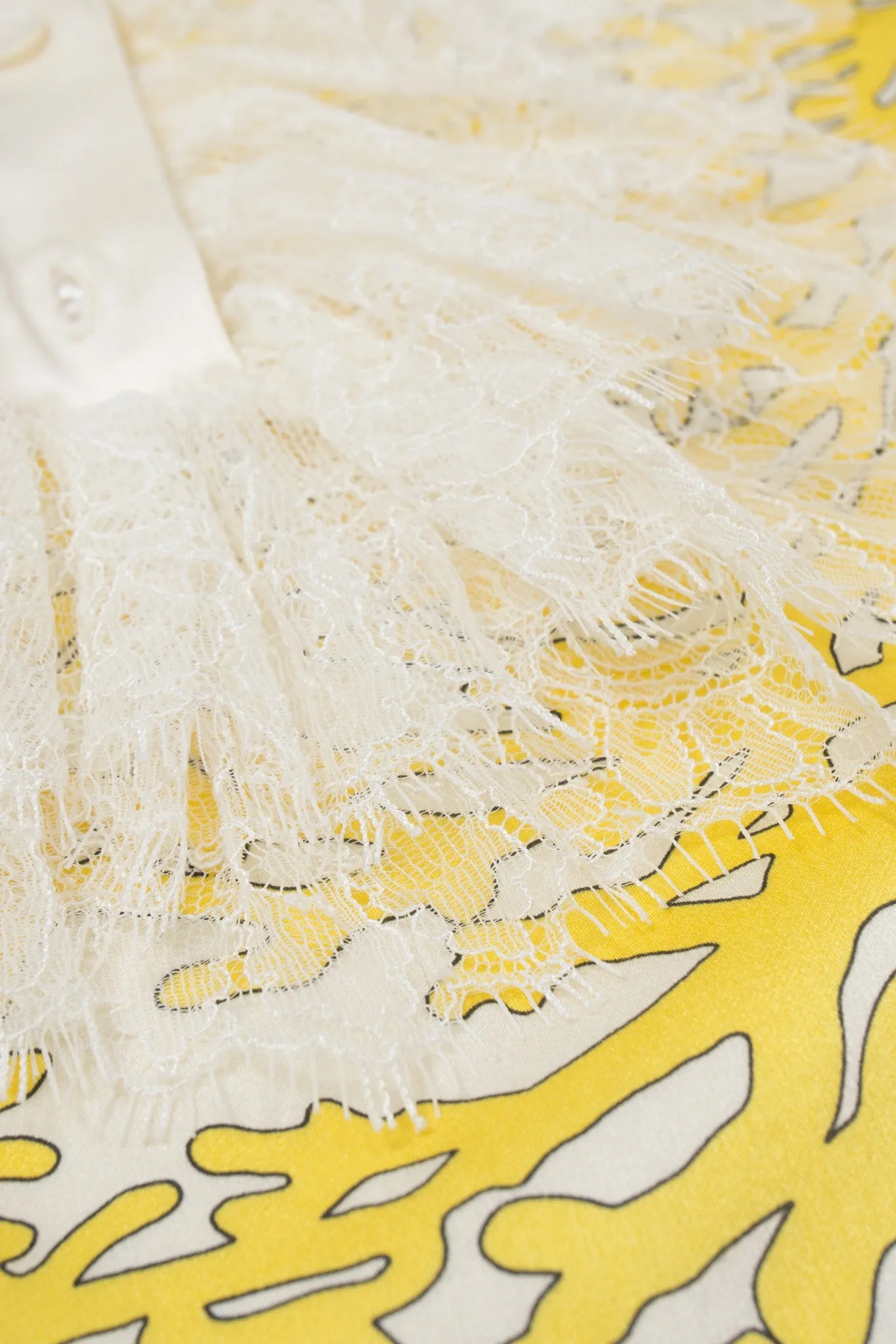 Lace Front Sleeveless Blouse
