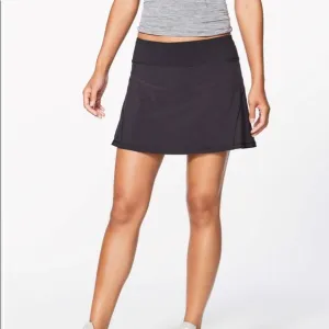 Lululemon Circuit Breaker Skirt II (Tall) Black Size 8T