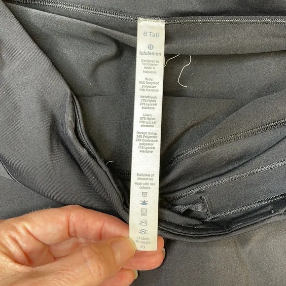 Lululemon Circuit Breaker Skirt II (Tall) Black Size 8T