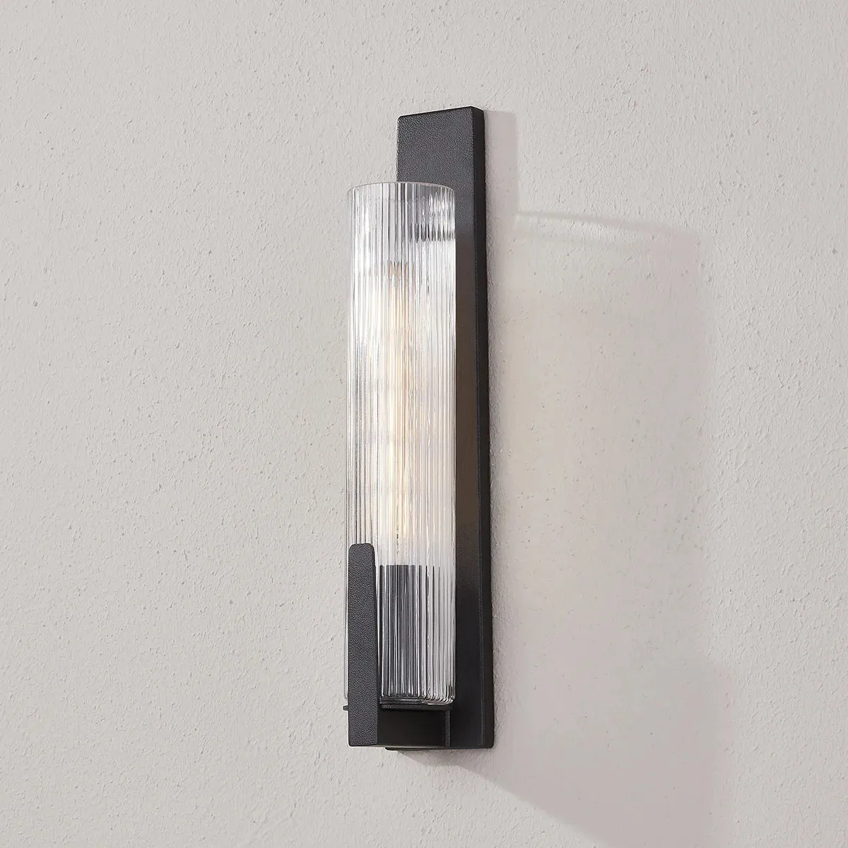 Malakai Sconce