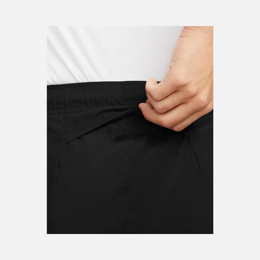 Nike Dri-FIT Challenger 18cm Unlined Versatile Men's Shorts -Black/Black/Black