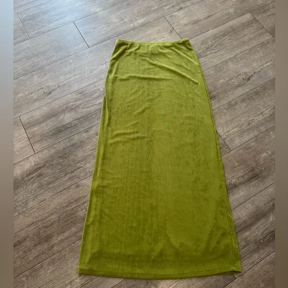 PRINCESS POLLY harriette Olive Green Maxi Skirt🤍