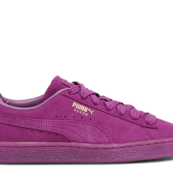 Puma Suede Classic Mono Gold Jr. Brand New. Big Kids Size: 4.5.