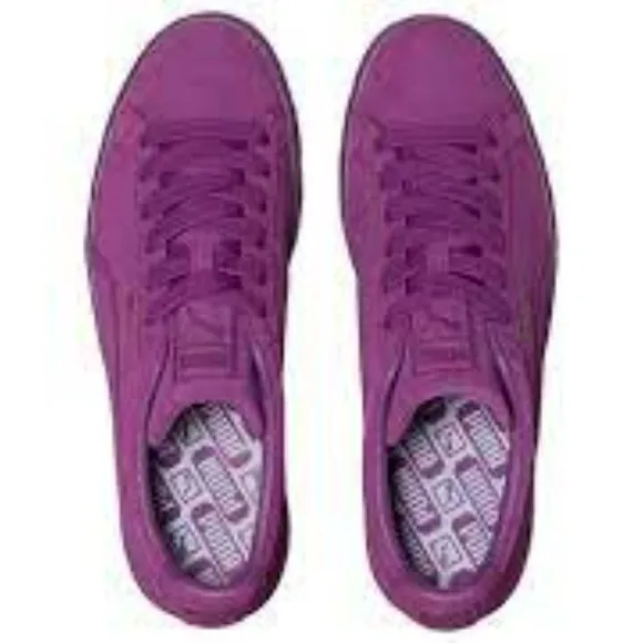 Puma Suede Classic Mono Gold Jr. Brand New. Big Kids Size: 4.5.