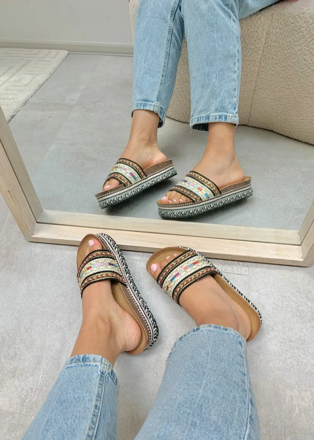 Shana™ | Elegant Black Slippers