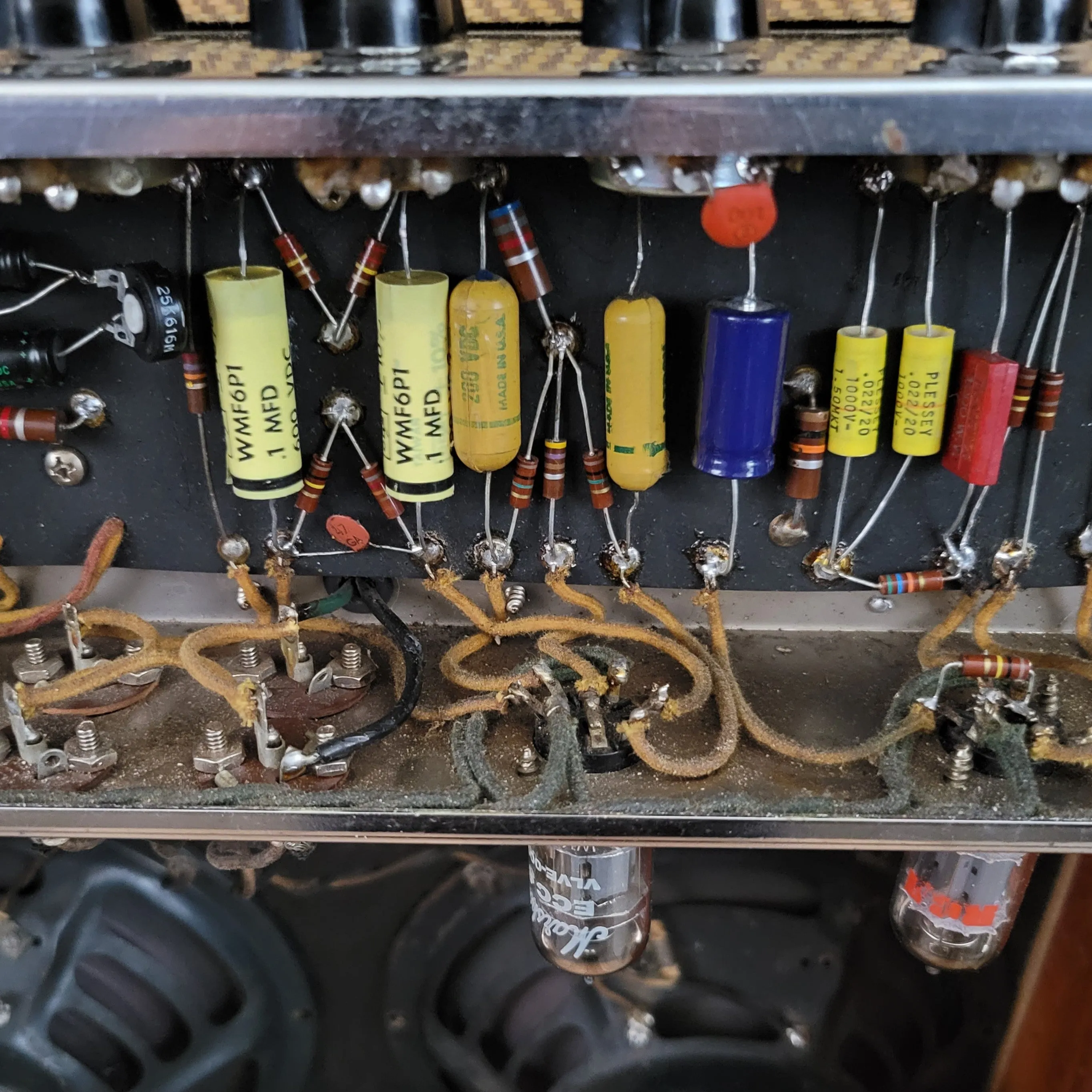 SOLD - Fender Bassman 5F6-A Re-Tweed 1959