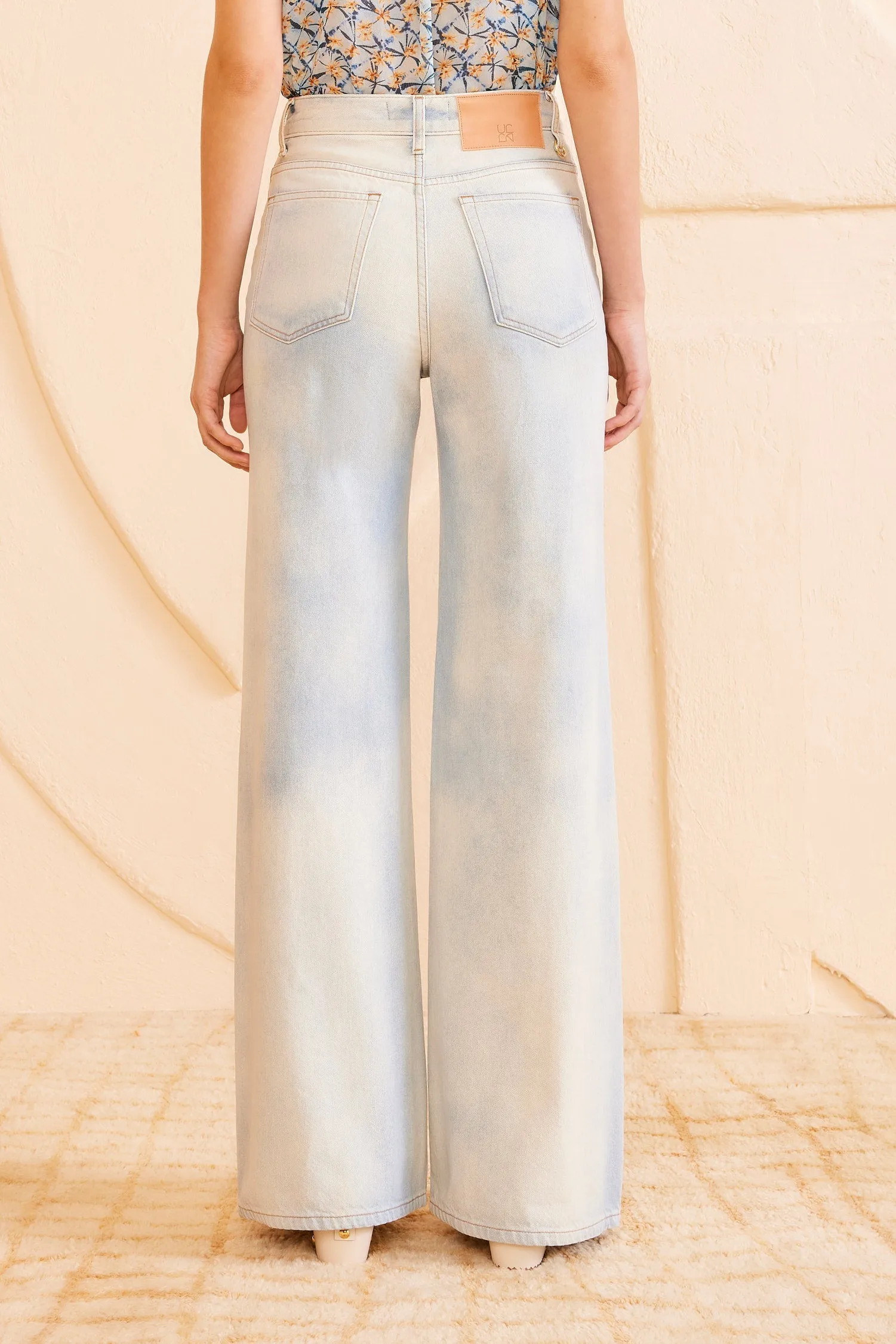 THE GWYNNE JEAN IN CIELO