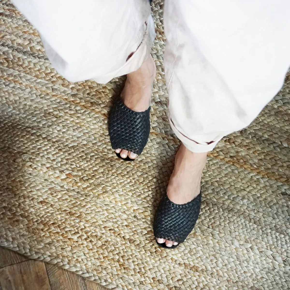The Woven Slide [Black]