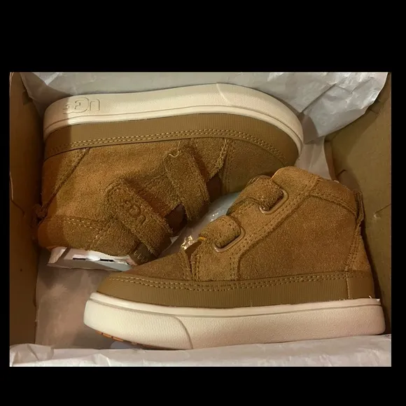 UGG Unisex Rennon II Weather Suede Waterproof Hook-&amp;-loop closure Hi-Top Sz 8