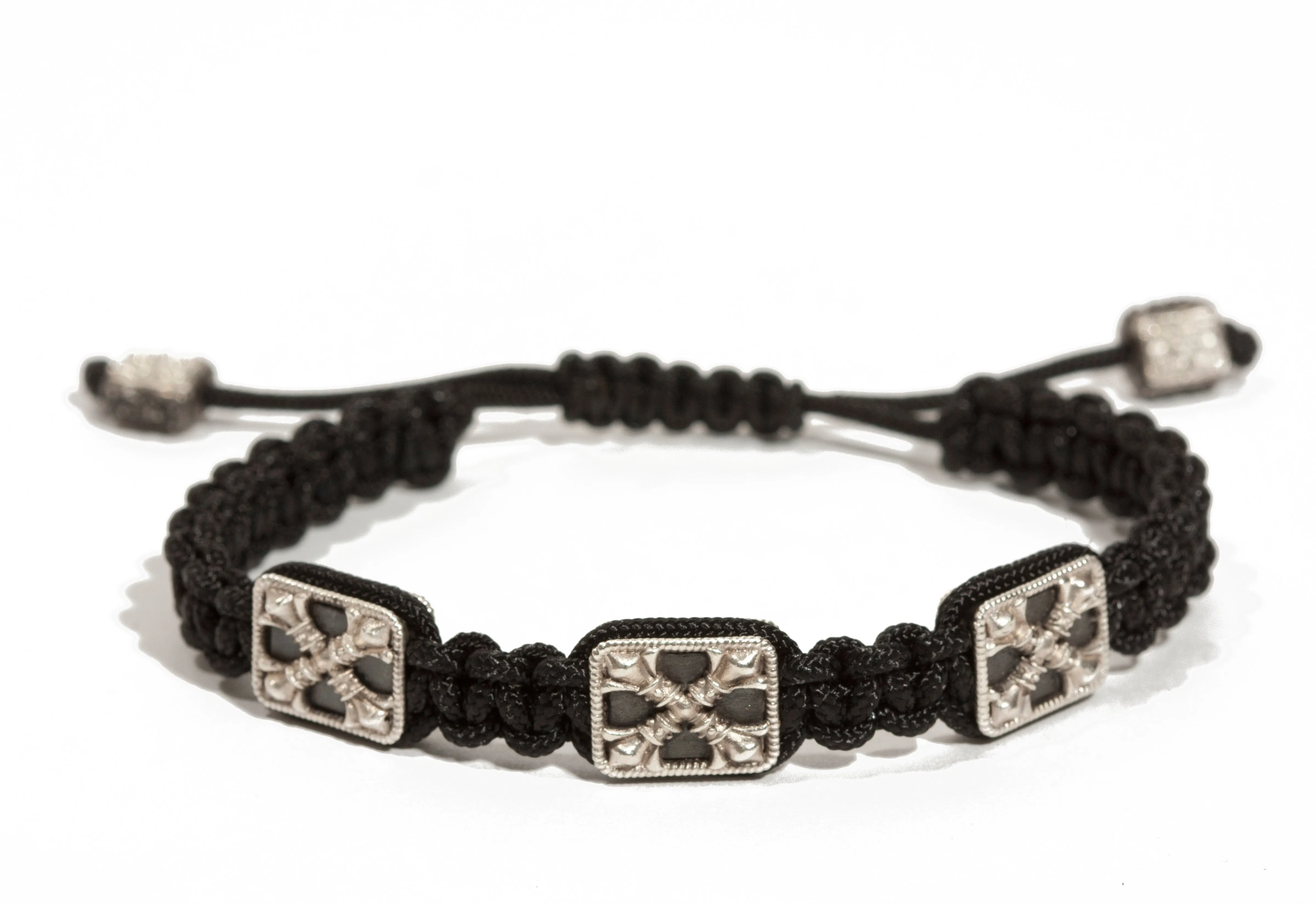 Woven Pull Bracelet